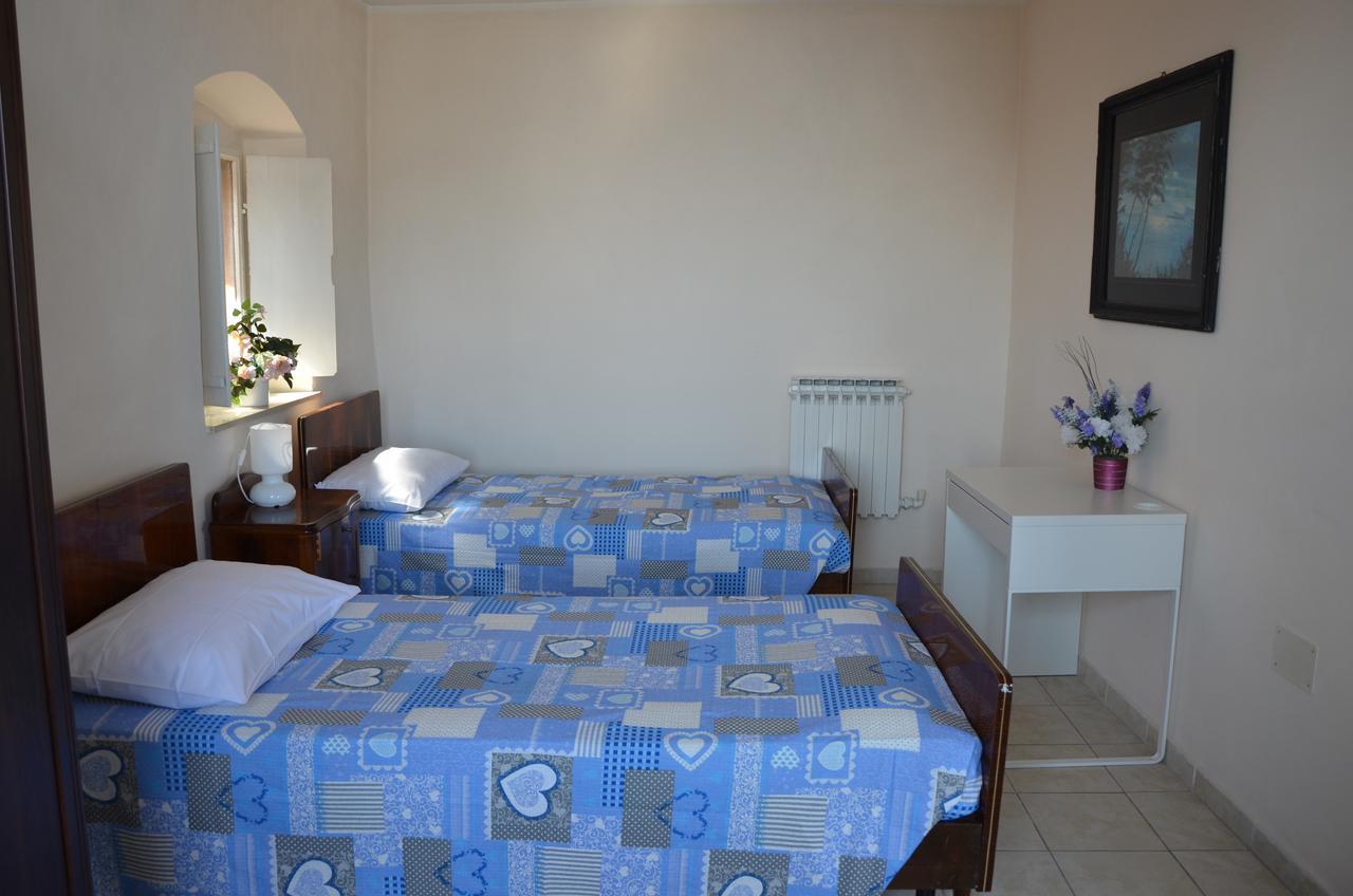 Hotel Made In Brazil à Gardone Riviera Extérieur photo