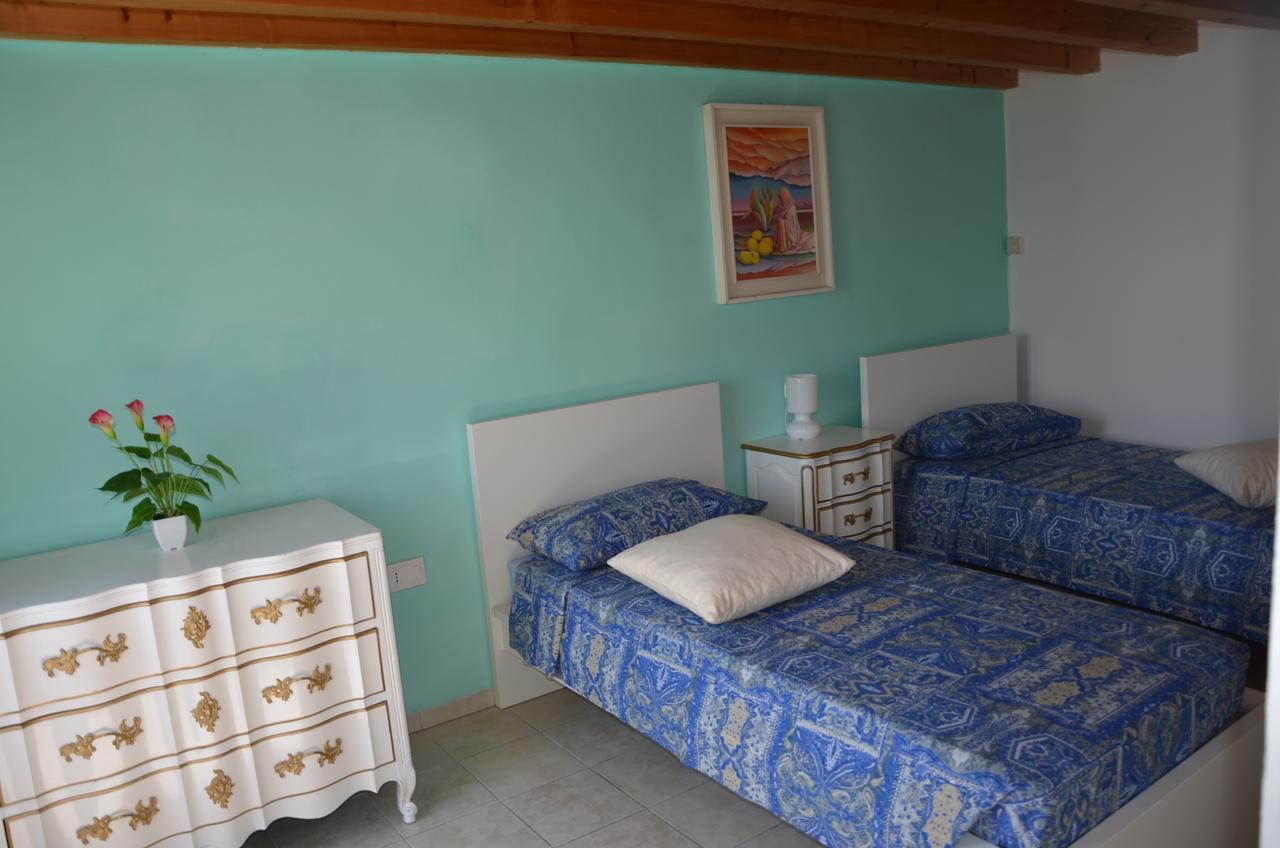 Hotel Made In Brazil à Gardone Riviera Extérieur photo